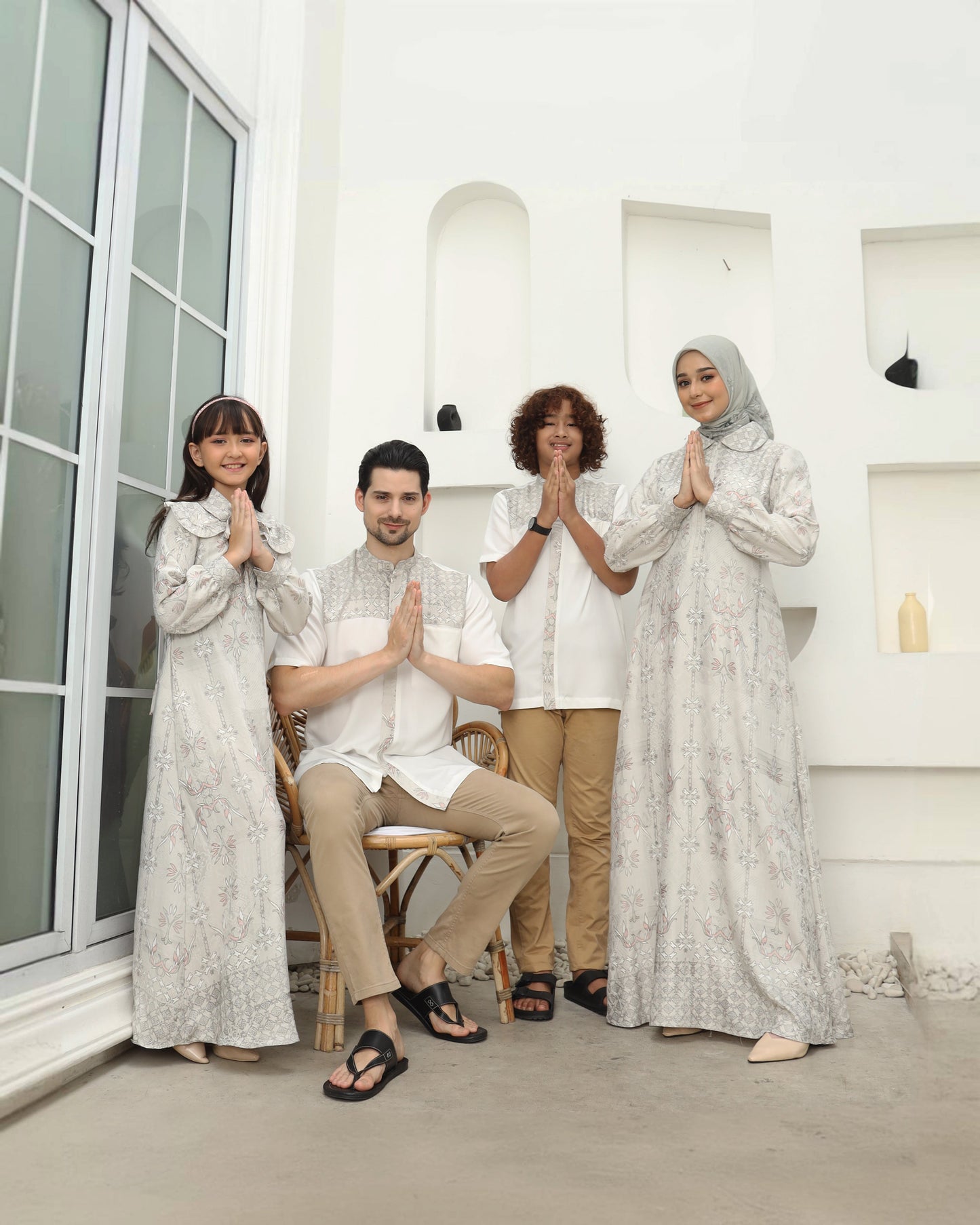 Sikka Nude Family Set