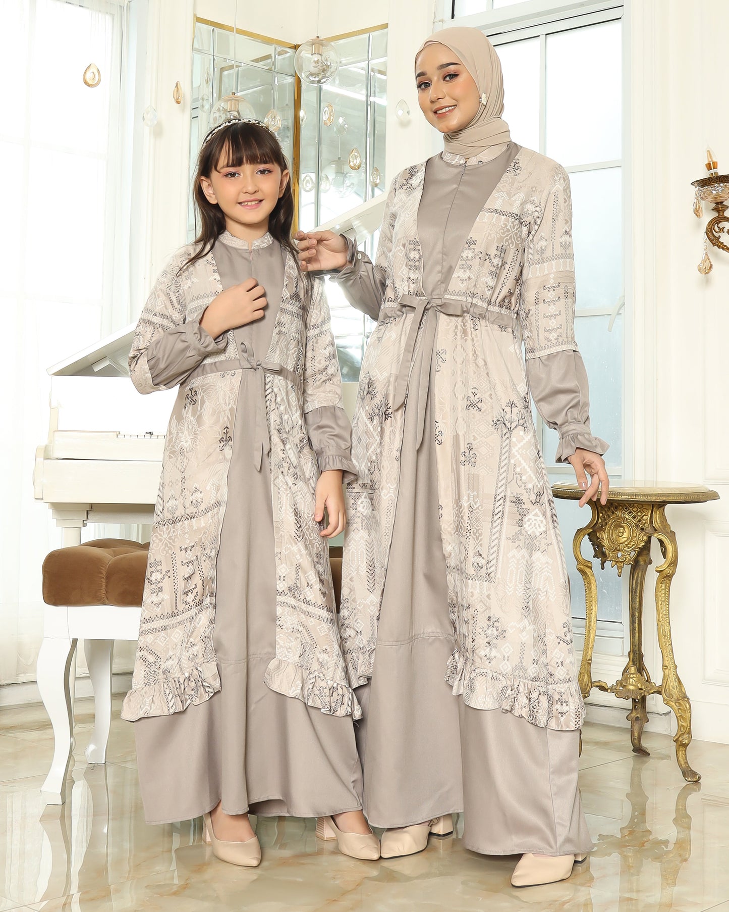 Yasmine Mocca Family Set