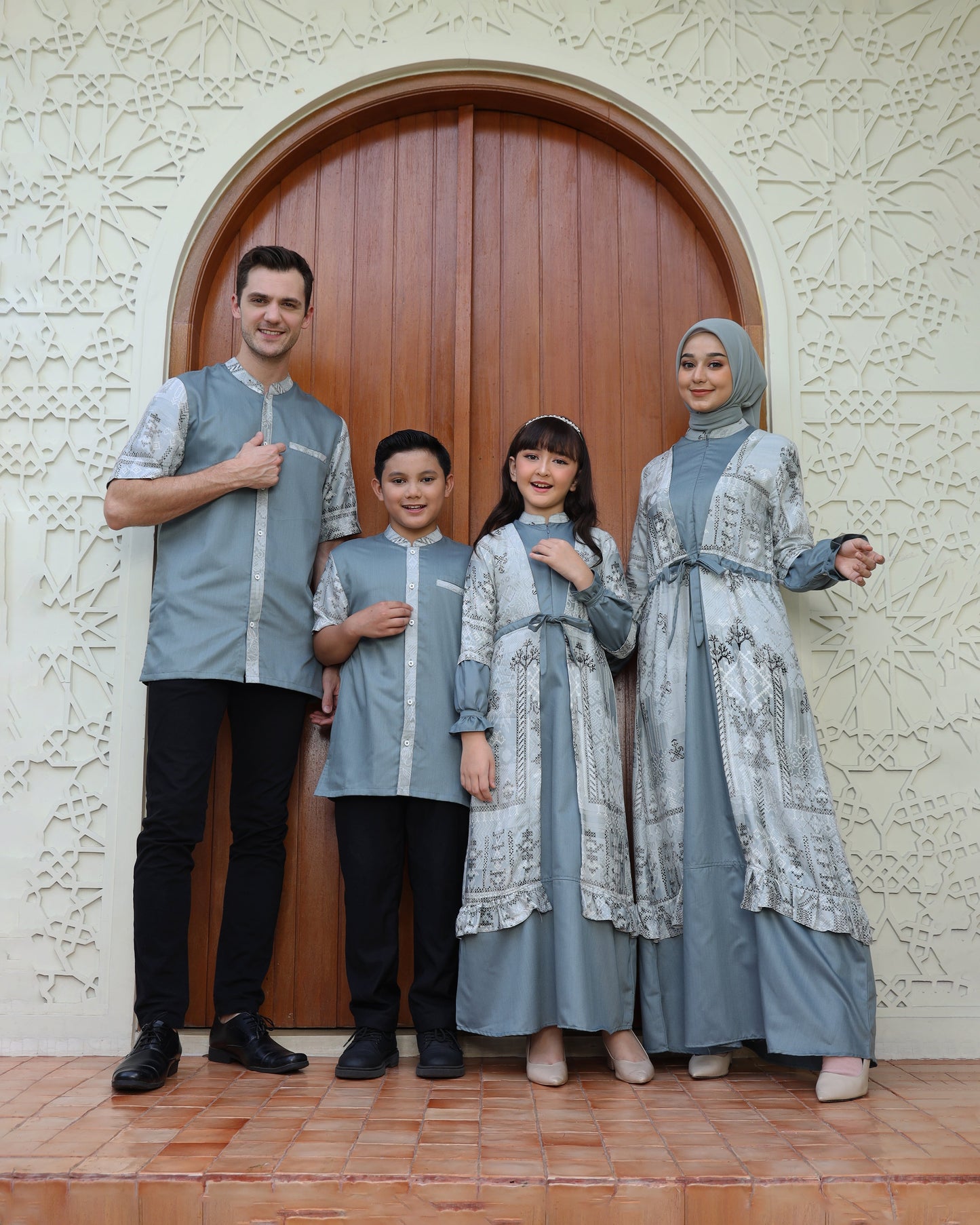 Yasmin Mineral Green Family Set
