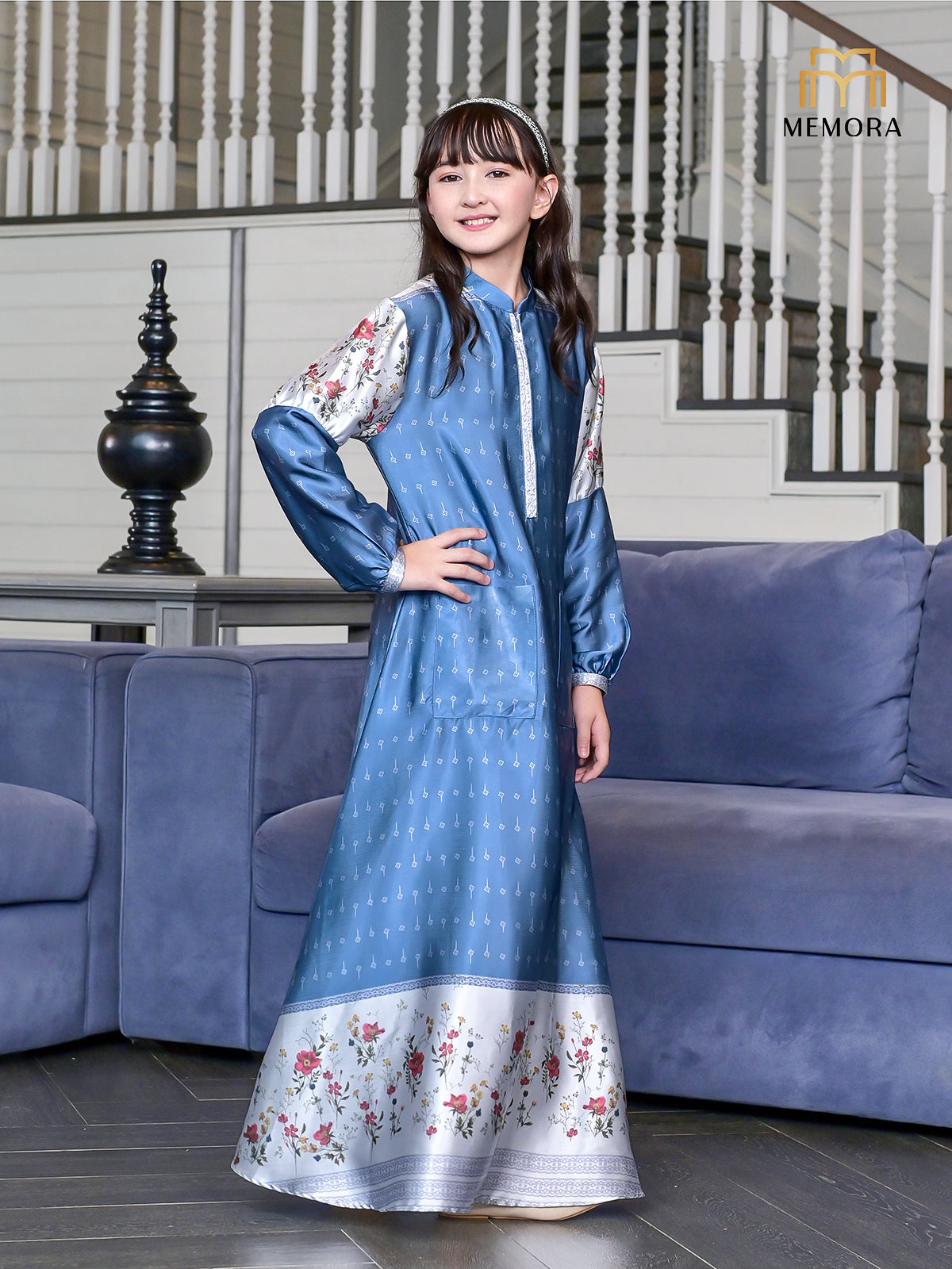 Adriana Blue Family Set