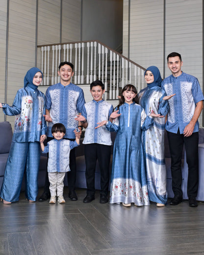 Adriana Blue Family Set