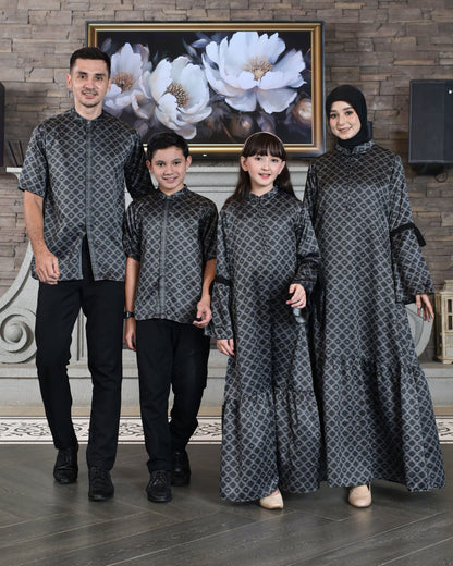 Kamari Dark Charcoal Family Set