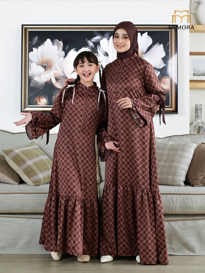 Kamari Terracota Family Set